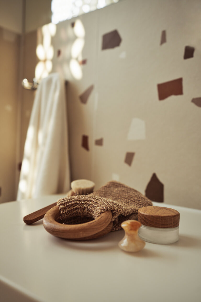 Akcesoria w łazience NAMI