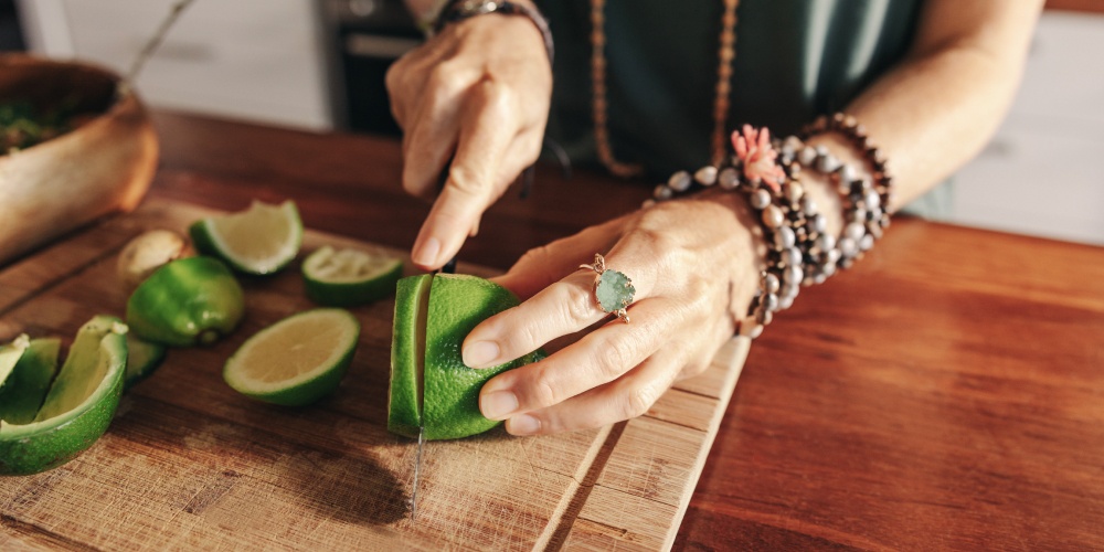 zespol-ciesni-nadgarstka-utrudniajacy-krojenie-limonki