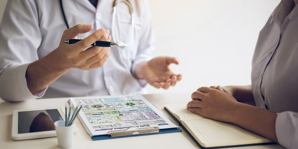 Menopauza - łagodzenie objawów klimakterium i hormonalna terapia zastępcza